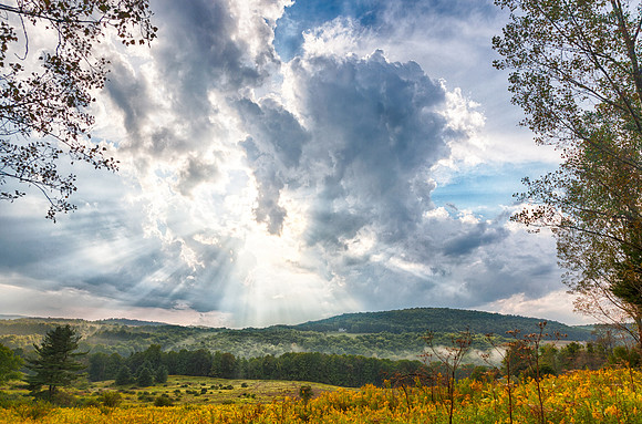Ellis Hollow in HDR
