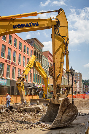Commons deconstruction